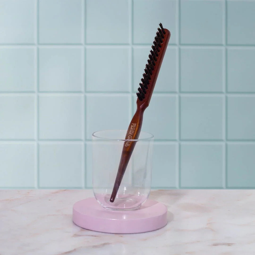 Sleek Styling Brush – Smooth, Define & Shine - Plumpy